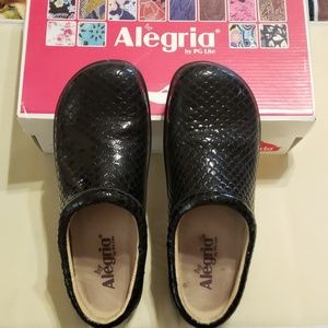 Alegria Mules